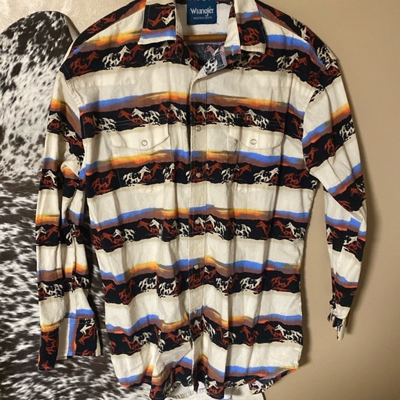 Wrangler Pearlsnap - Picture 1 of 2